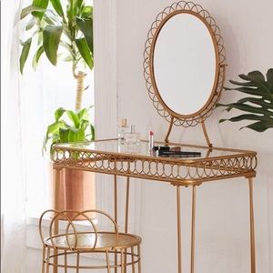 Urban Outfitters Vanity Set